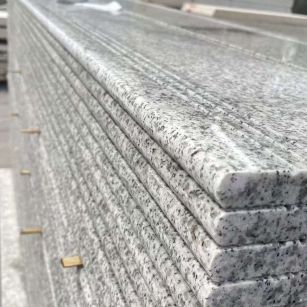 厦门芝麻白楼梯踏步 花岗岩楼梯板材