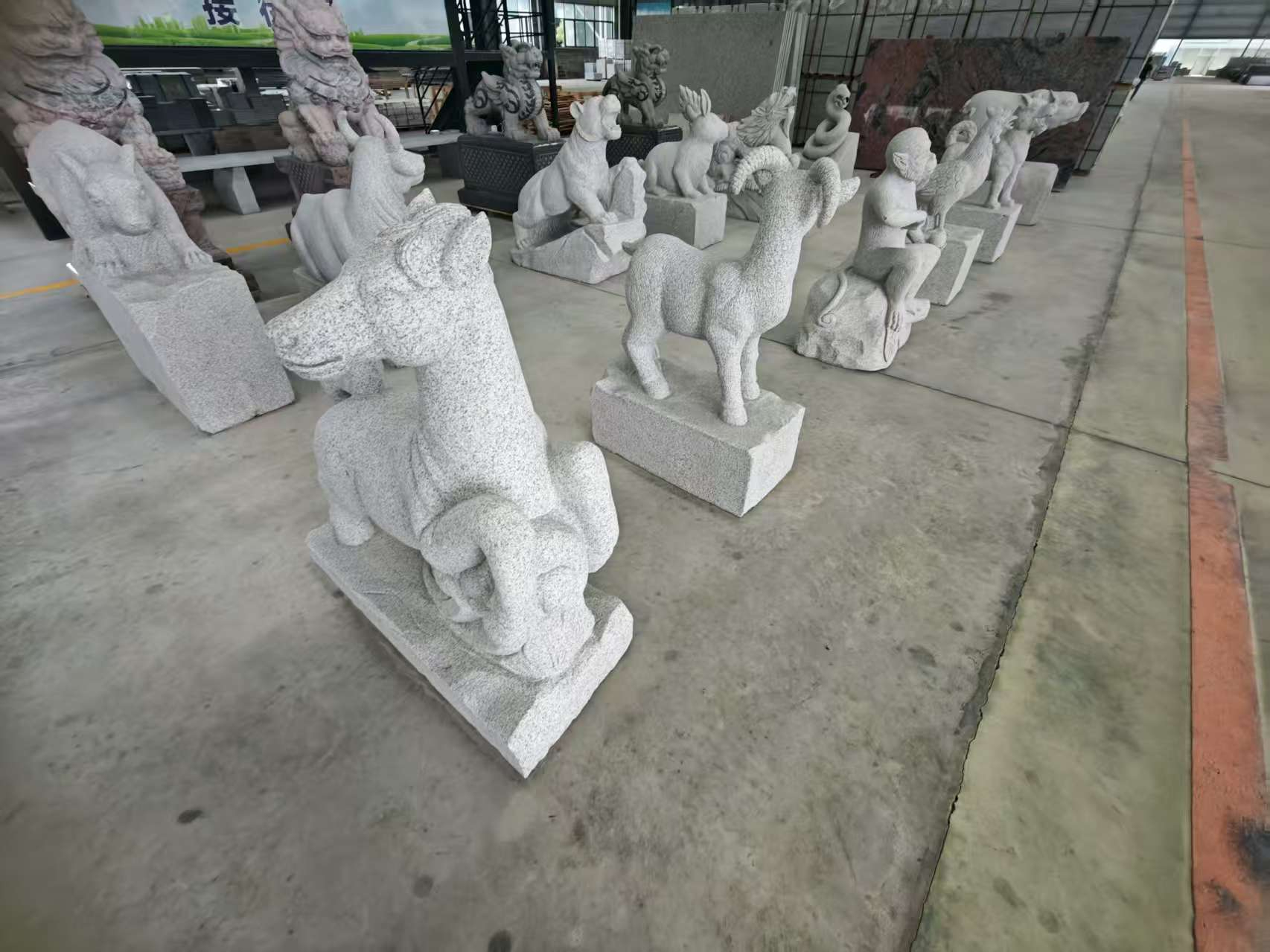 厦门芝麻白雕刻 十二生肖 异形雕刻