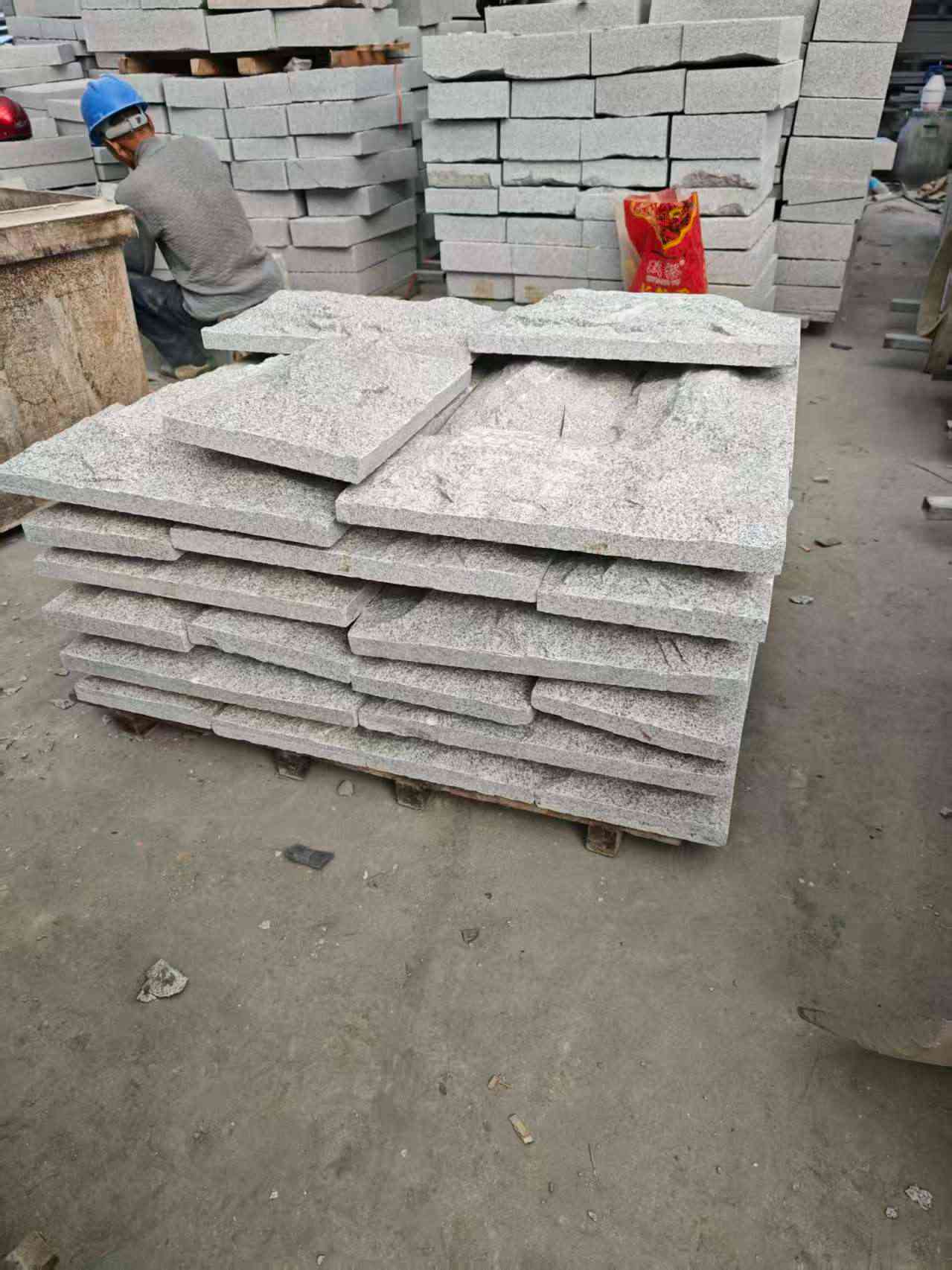 厦门芝麻白蘑菇石，自然面