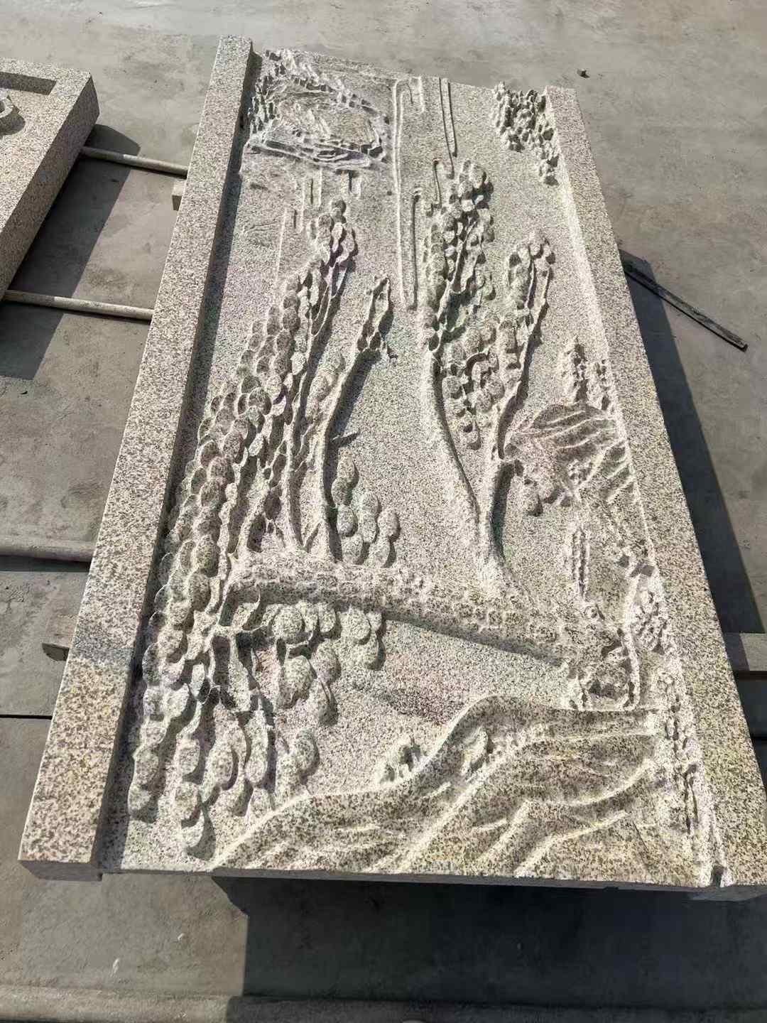 厦门黄金麻别墅雕刻版 别墅私人定制