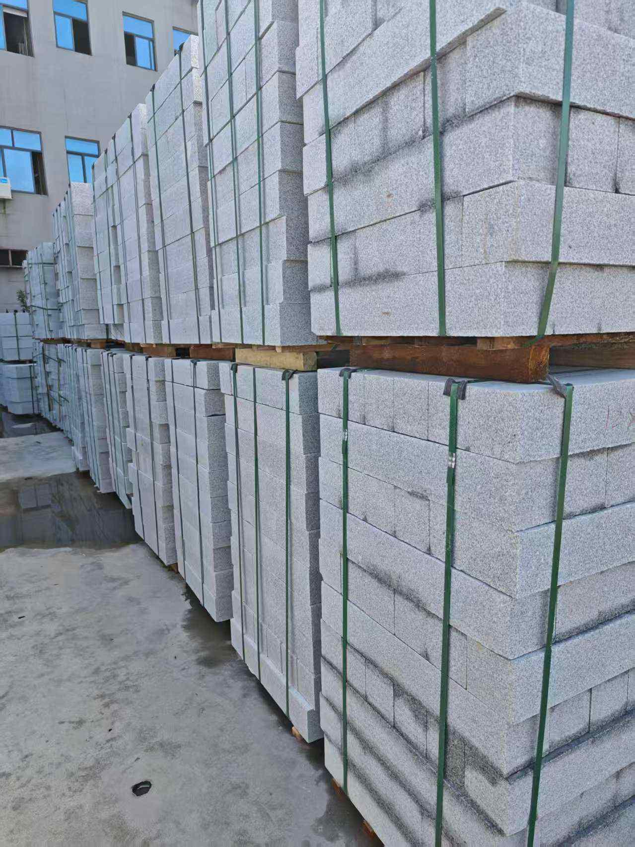 厦门芝麻白路牙石，路侧石